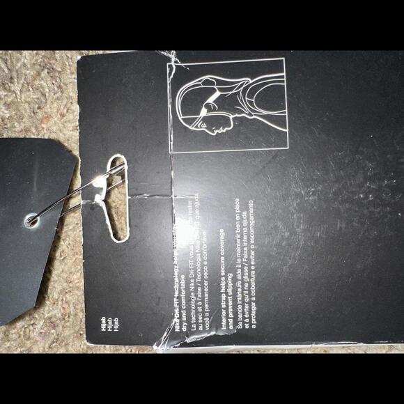 Nike Pro Dri-Fit Hijab Sample - Picture 11 of 12